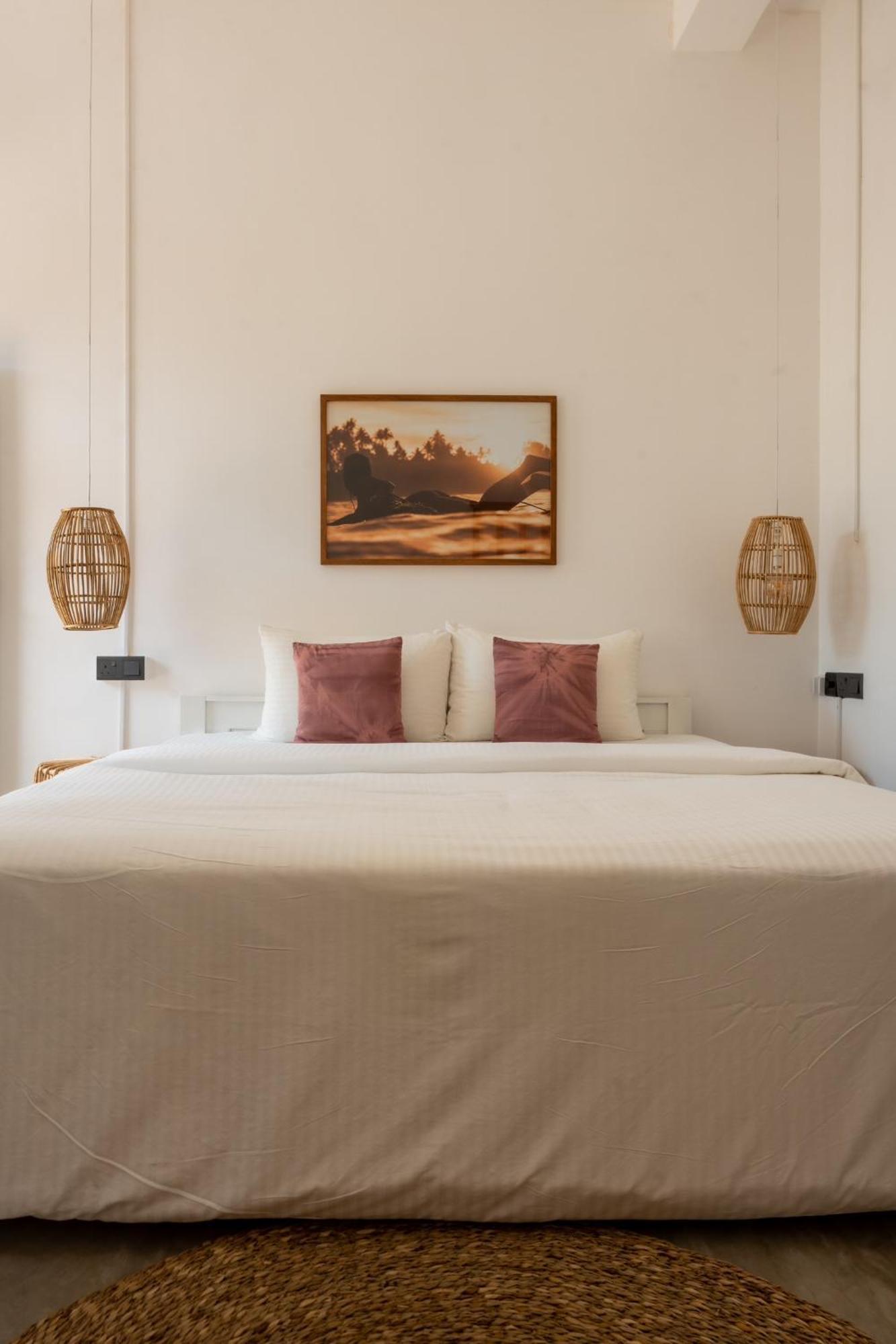 Lucky'S Surf Camp Bed & Breakfast Weligama Dış mekan fotoğraf