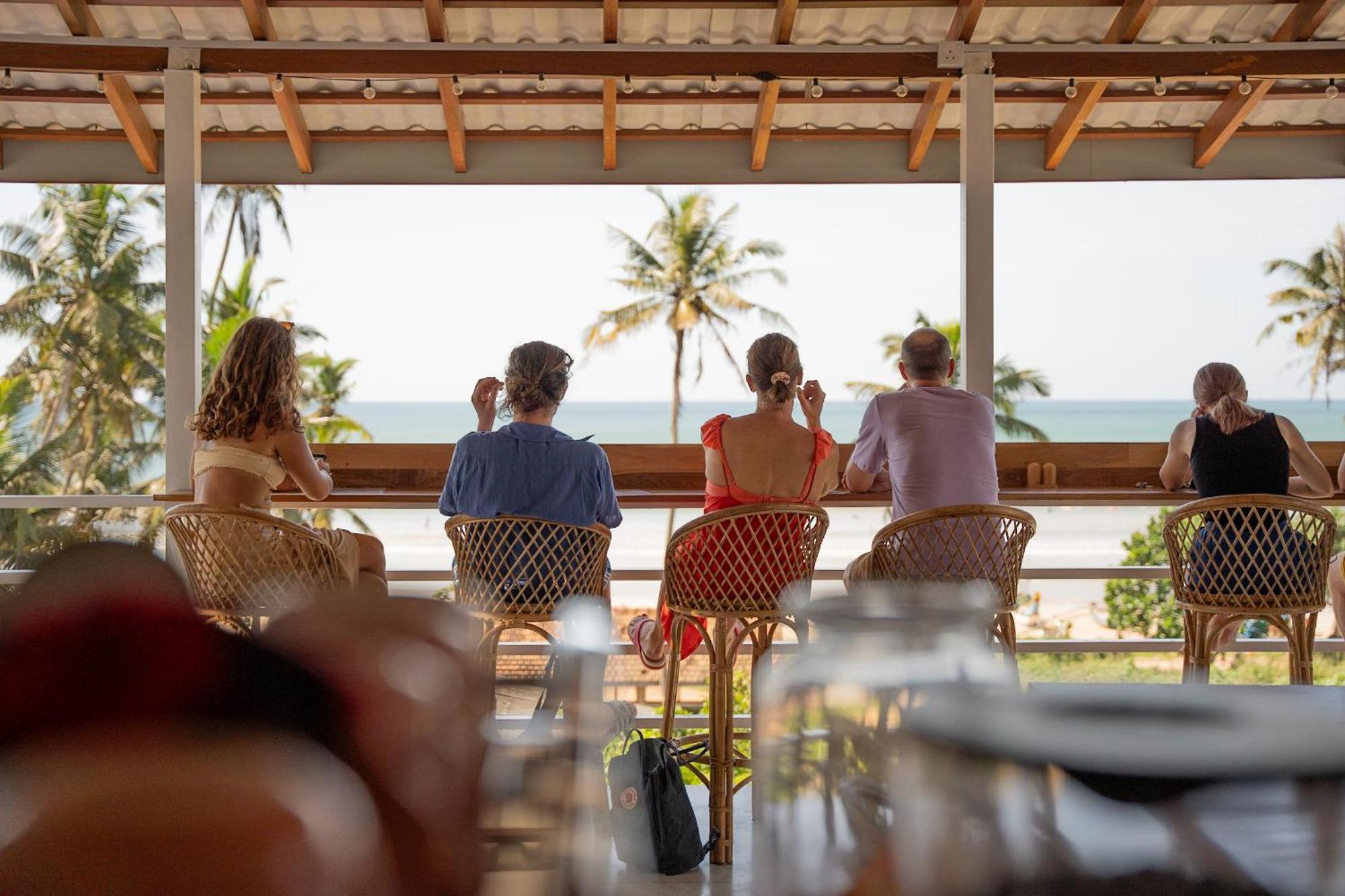 Lucky'S Surf Camp Bed & Breakfast Weligama Dış mekan fotoğraf