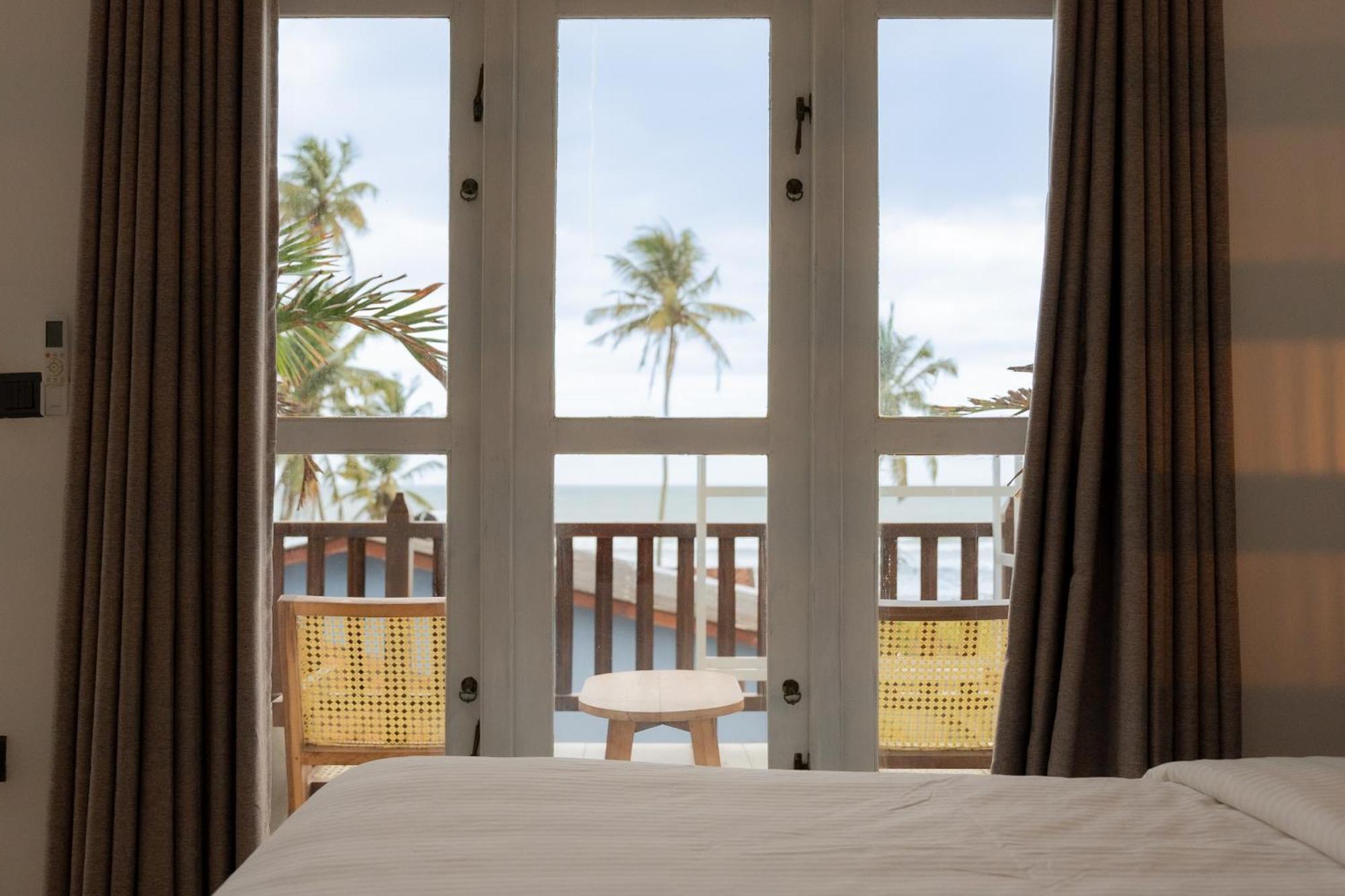 Lucky'S Surf Camp Bed & Breakfast Weligama Dış mekan fotoğraf