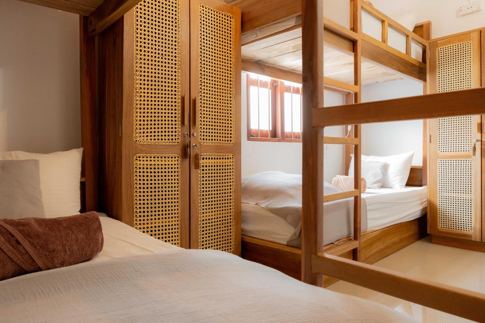 Lucky'S Surf Camp Bed & Breakfast Weligama Dış mekan fotoğraf