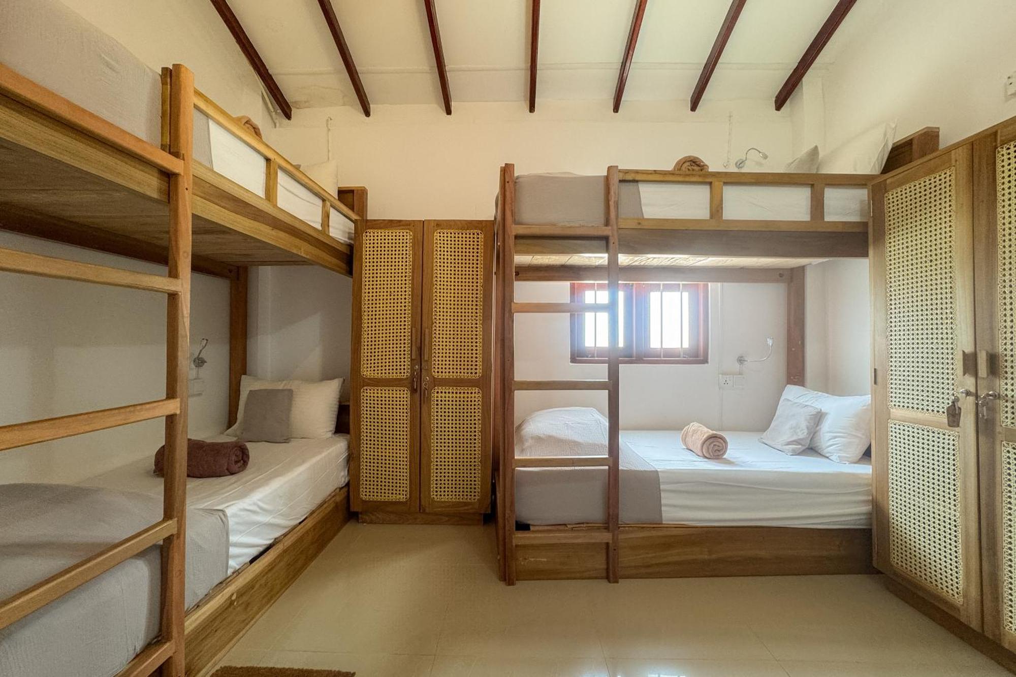 Lucky'S Surf Camp Bed & Breakfast Weligama Dış mekan fotoğraf