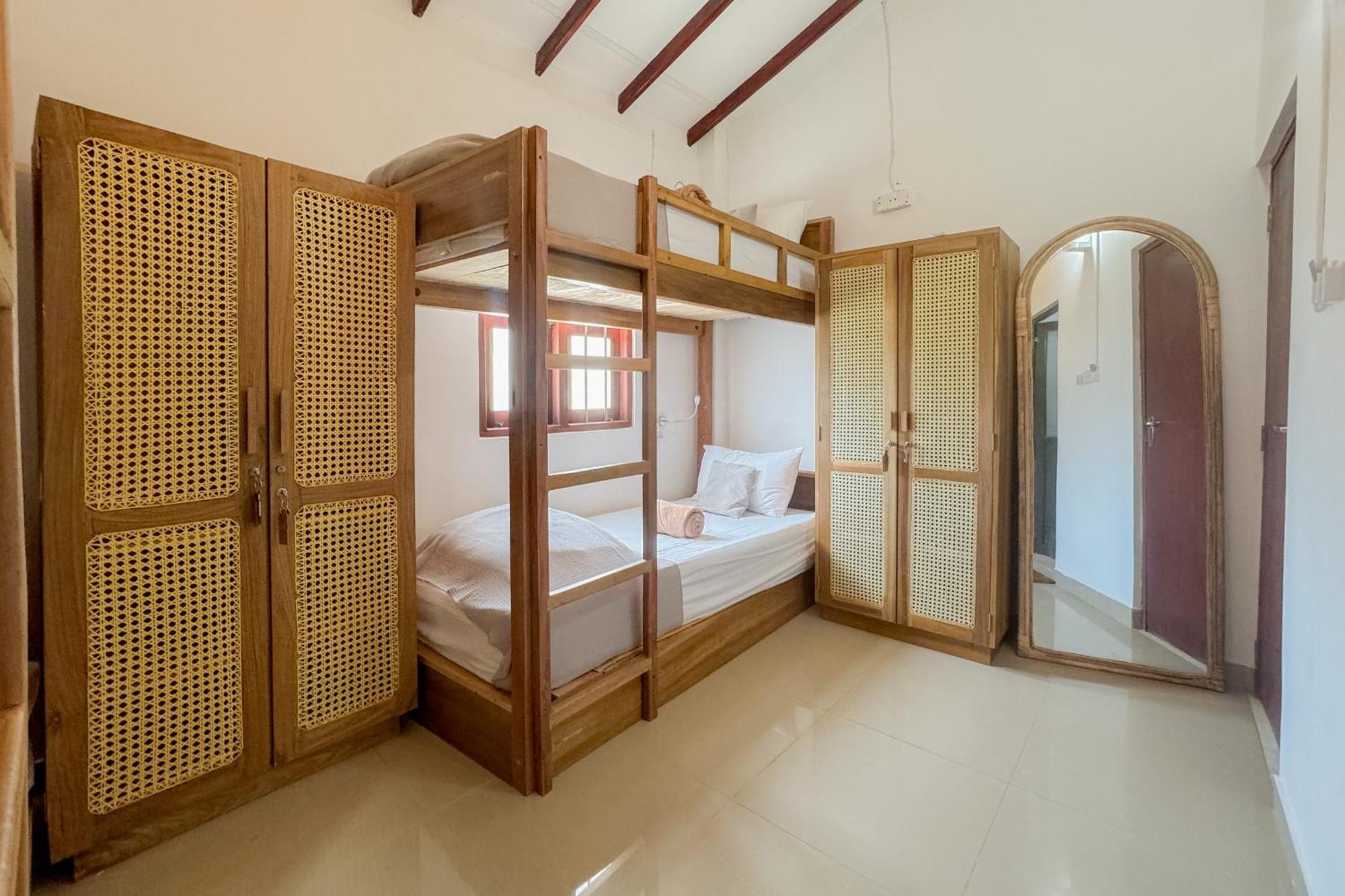 Lucky'S Surf Camp Bed & Breakfast Weligama Dış mekan fotoğraf