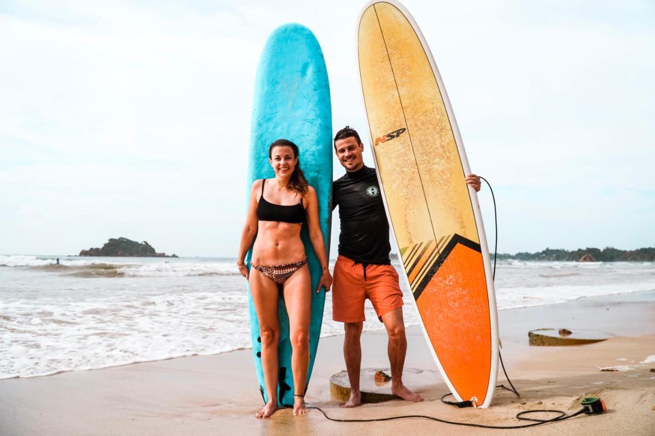 Lucky'S Surf Camp Bed & Breakfast Weligama Dış mekan fotoğraf